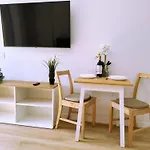 White Apartament